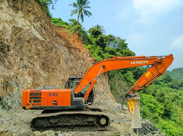 pt. jaya karya perdana excavator breaker 1