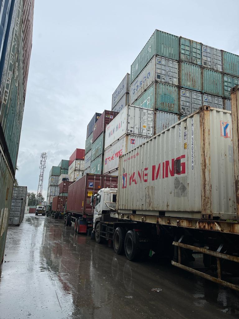 kegiatan export npi (ferro nikel) mv. mol exploler pt. gji