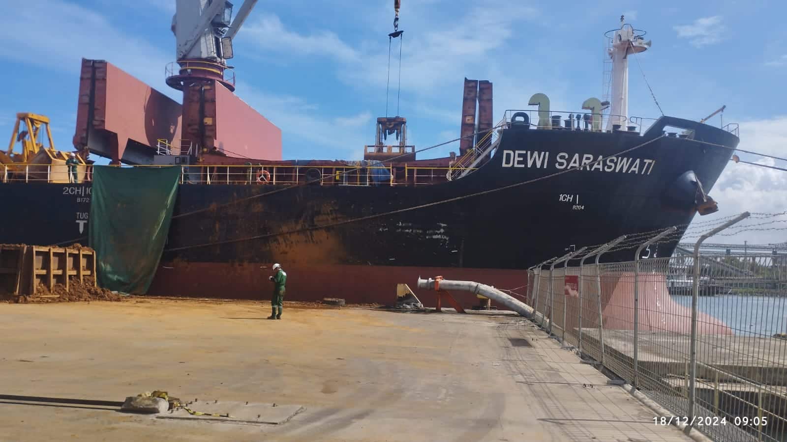 mv. dewi saraswati (2)